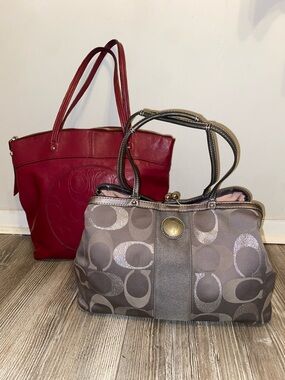 Coach shoulder bags lot